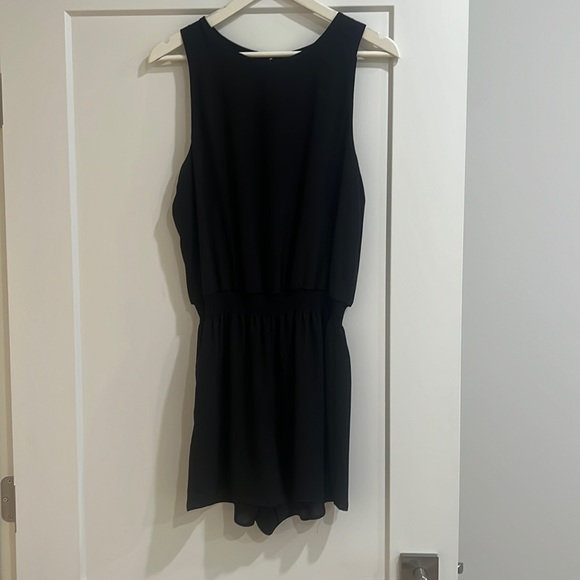 Babaton Romper - Picture 1 of 5